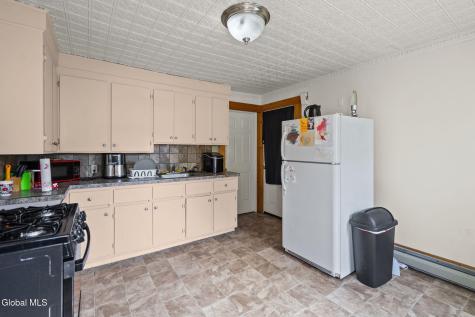 22 108th Street Troy NY 12182
