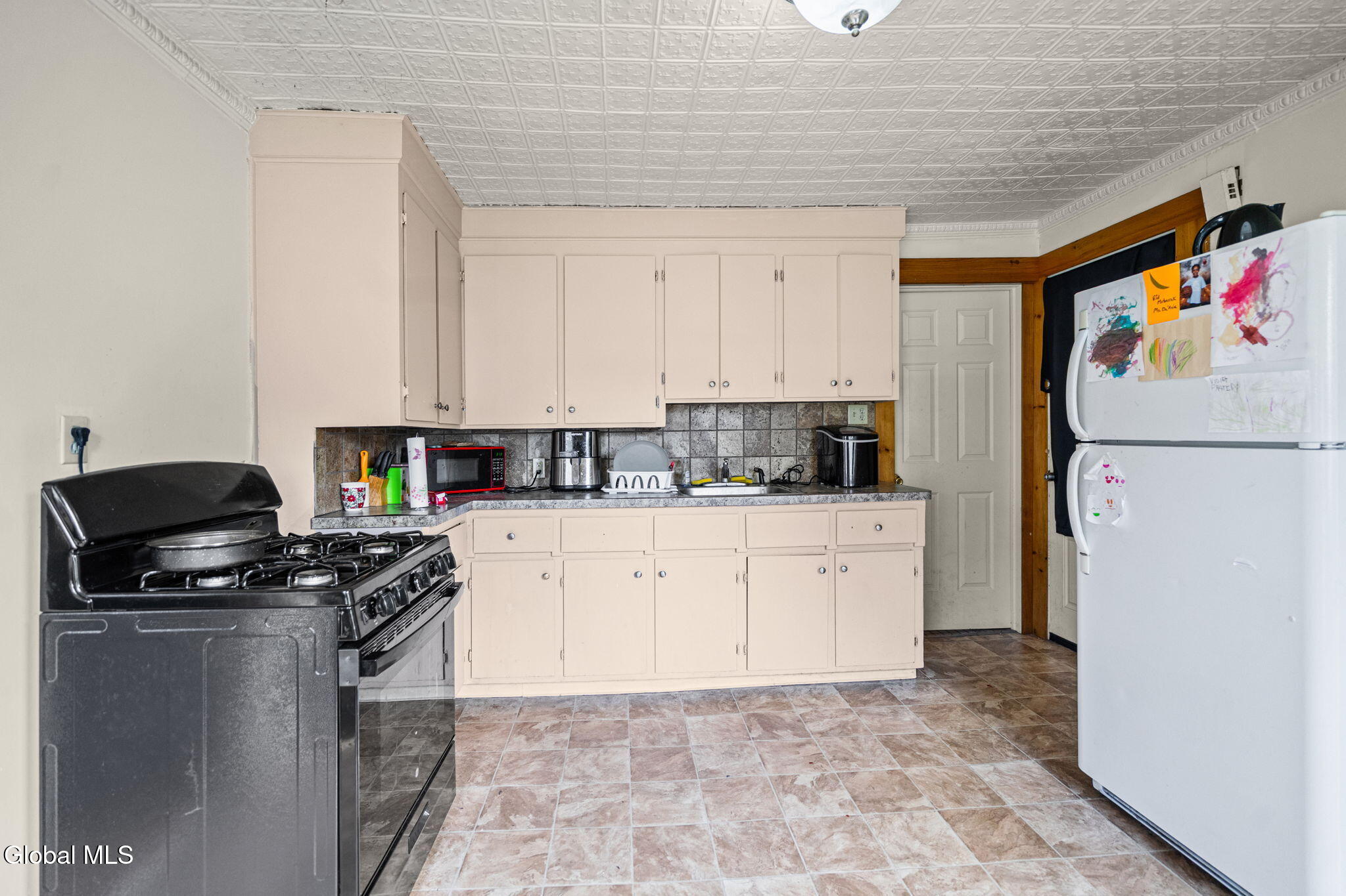 22 108th Street Troy NY 12182