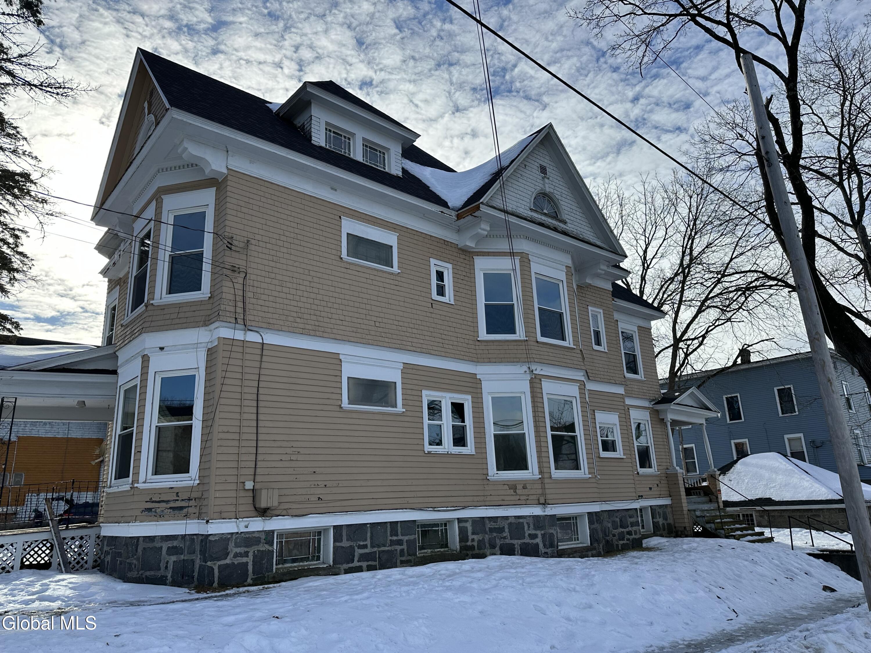 167 Bleecker Street Gloversville NY 12078