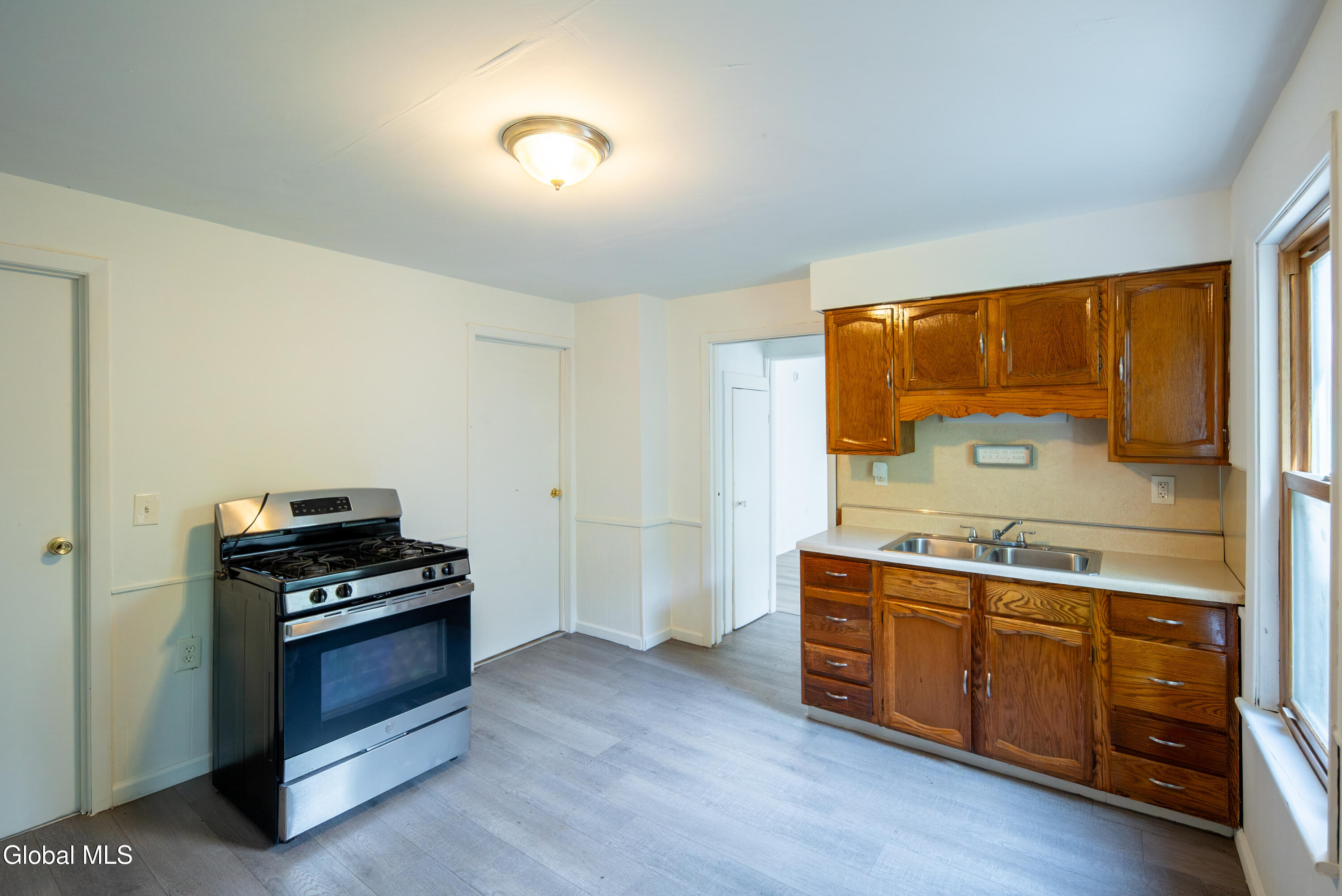 25 Lancaster Street Cohoes NY 12047