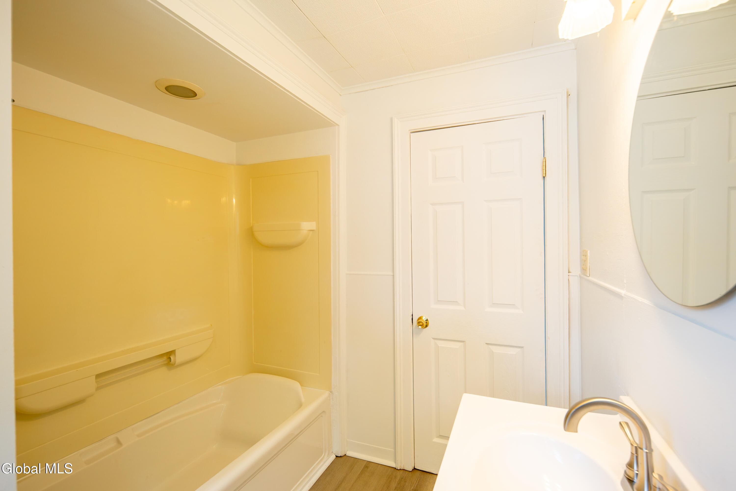25 Lancaster Street Cohoes NY 12047