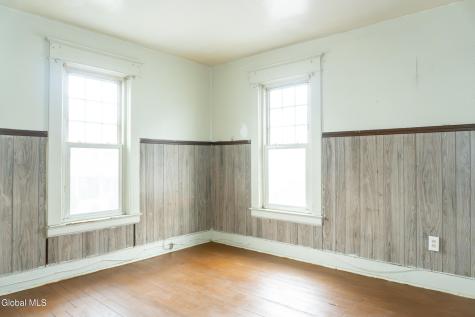 6 Harvard Street Schenectady NY 12304