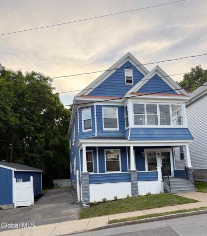 12 Lomasney Avenue Schenectady NY 12308