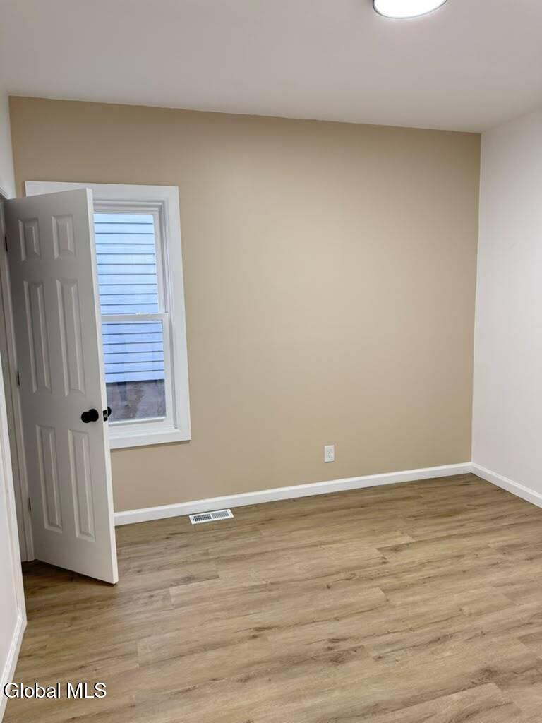 12 Lomasney Avenue Schenectady NY 12308