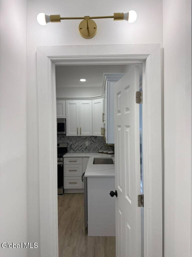 12 Lomasney Avenue Schenectady NY 12308