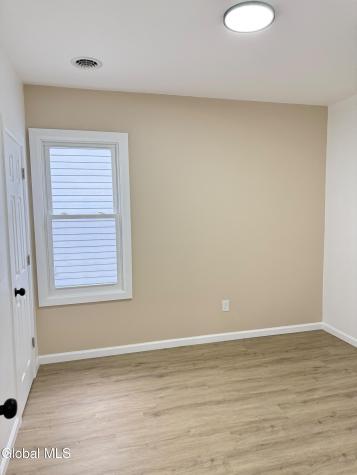 12 Lomasney Avenue Schenectady NY 12308