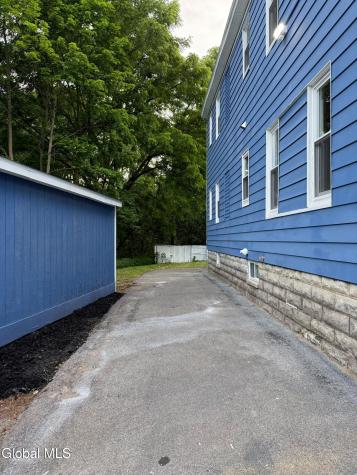 12 Lomasney Avenue Schenectady NY 12308