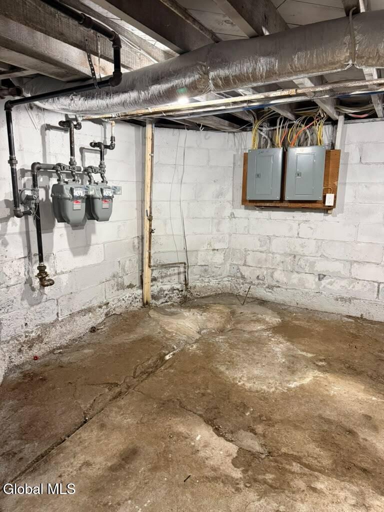 12 Lomasney Avenue Schenectady NY 12308