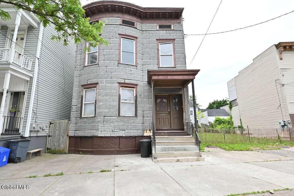 618 Clinton Avenue Albany NY 12206
