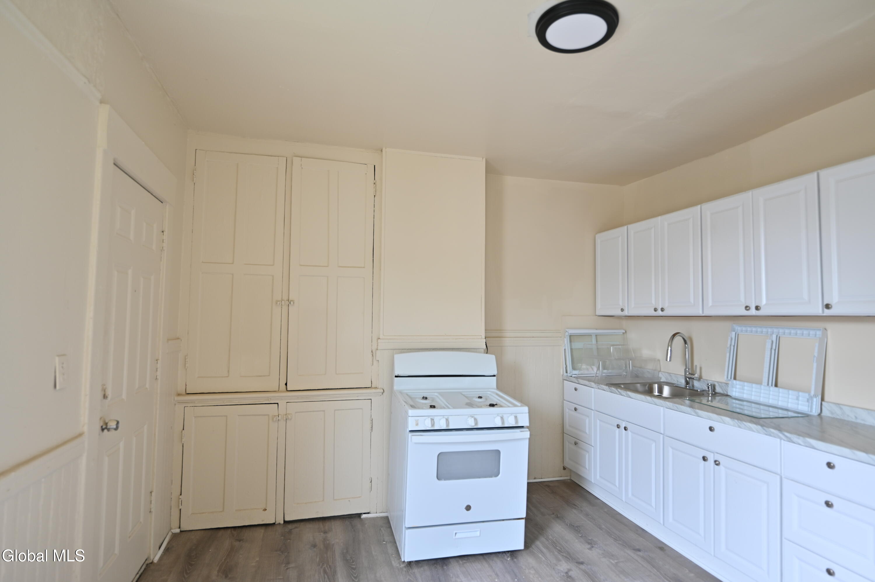 618 Clinton Avenue Albany NY 12206