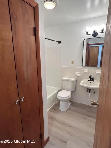 1300 S Schodack Road Castleton On Hudson NY 12033