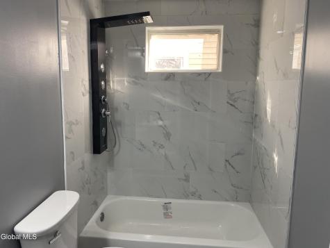 1027 2nd Avenue Schenectady NY 12303