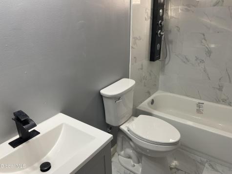 1027 2nd Avenue Schenectady NY 12303