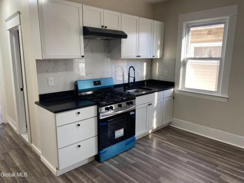 1027 2nd Avenue Schenectady NY 12303