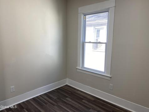 1027 2nd Avenue Schenectady NY 12303