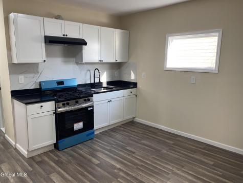 1027 2nd Avenue Schenectady NY 12303