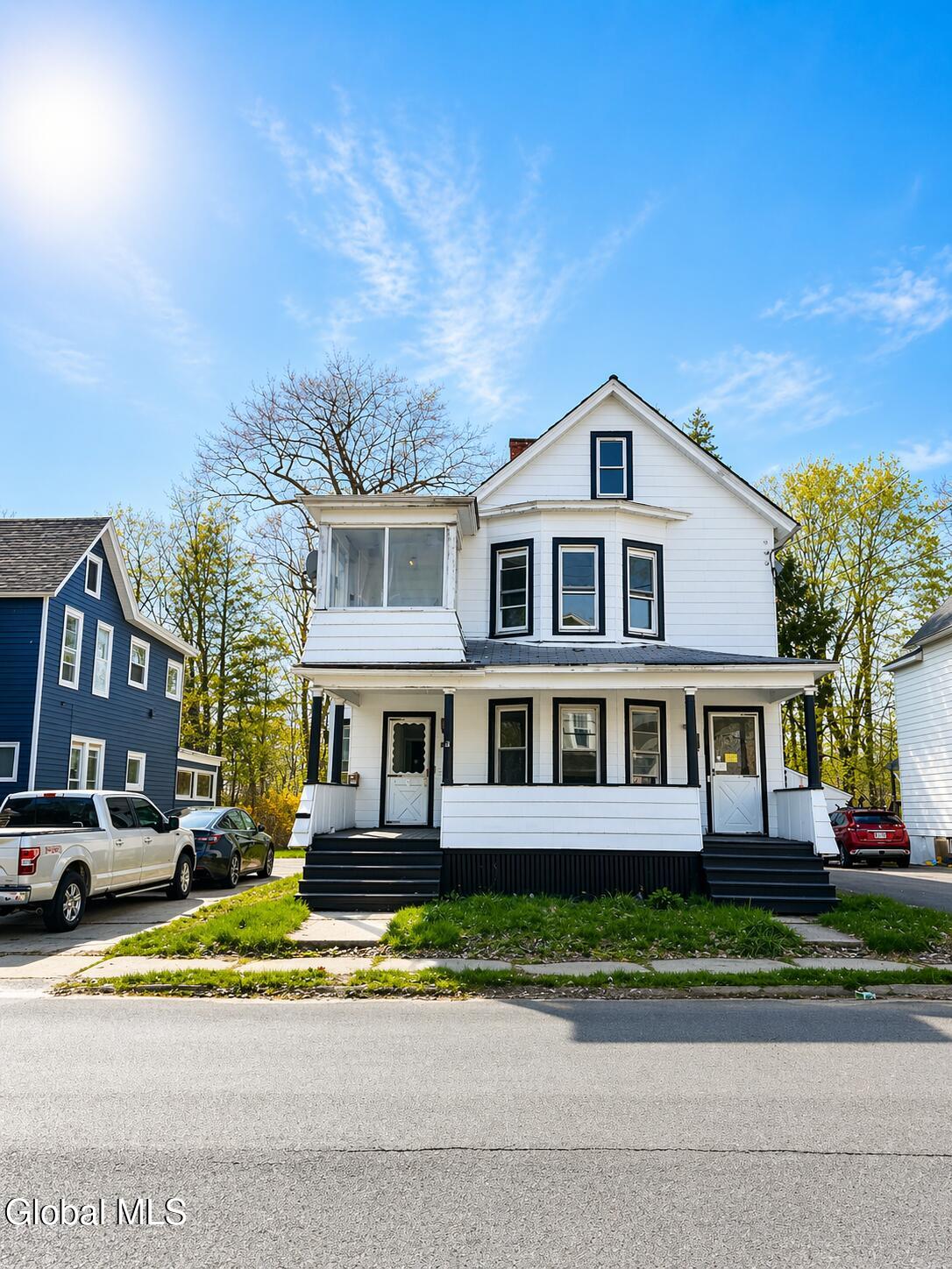 348-350 Locust Avenue Amsterdam NY 12010
