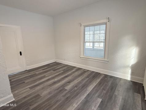 236 Glenmont Road Glenmont NY 12077