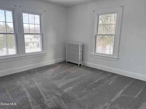 236 Glenmont Road Glenmont NY 12077