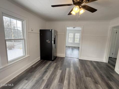 236 Glenmont Road Glenmont NY 12077