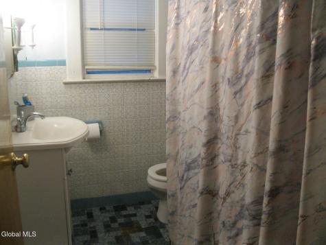 406 - 408 Shannon Street Schenectady NY 12306