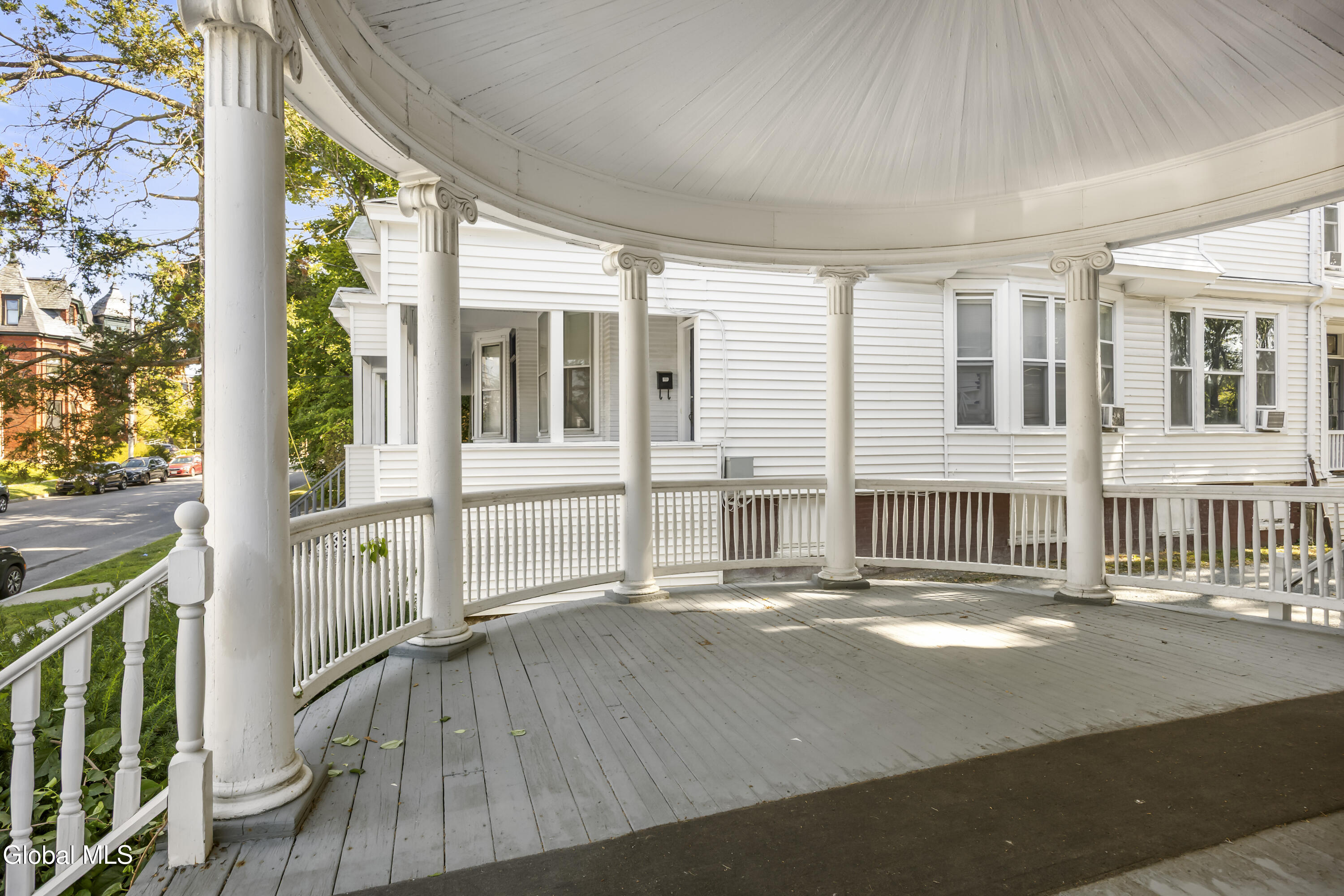 102 S Lake Avenue Albany NY 12208