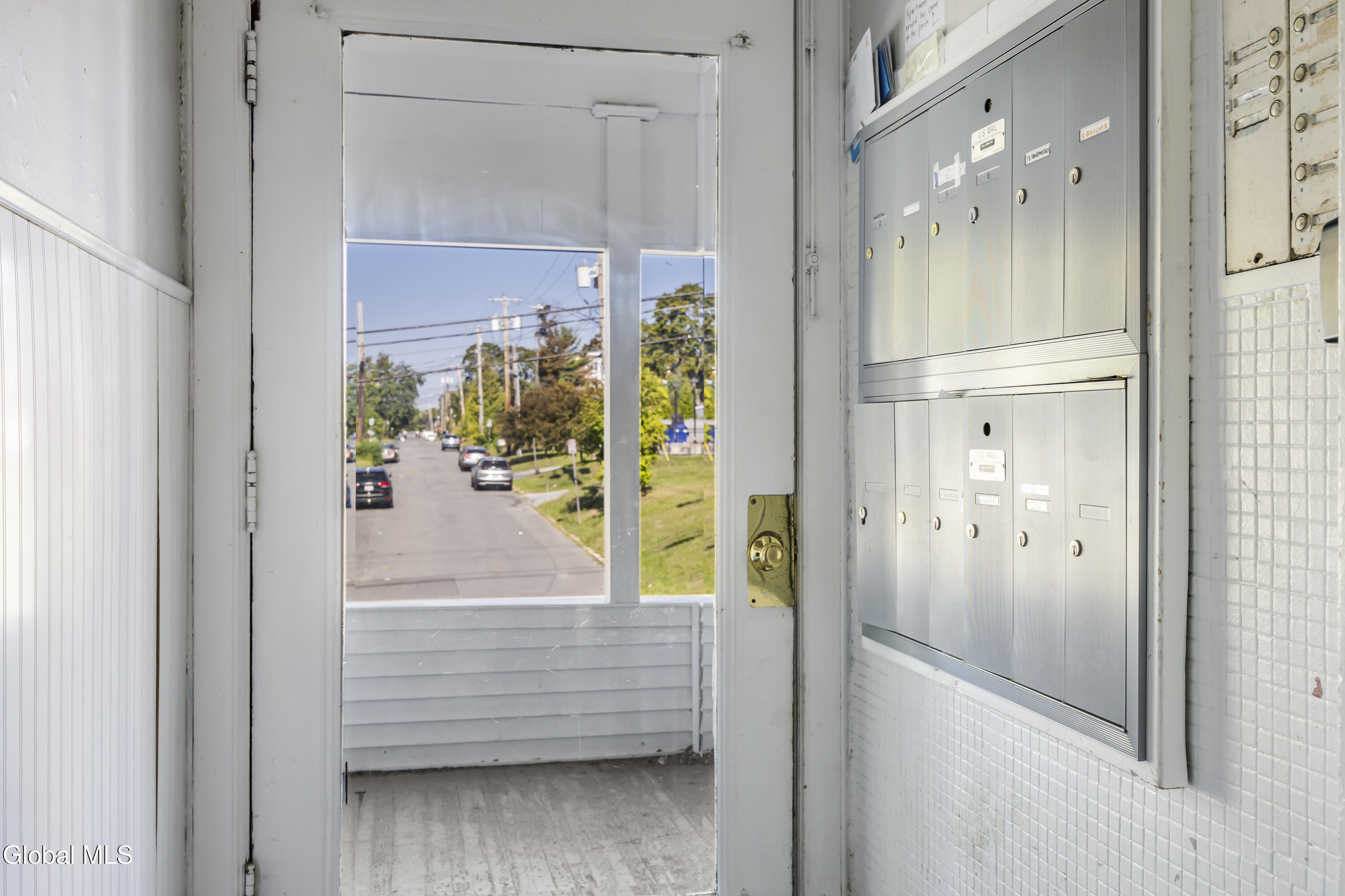102 S Lake Avenue Albany NY 12208