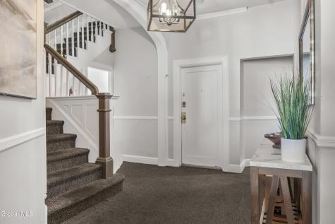 102 S Lake Avenue Albany NY 12208