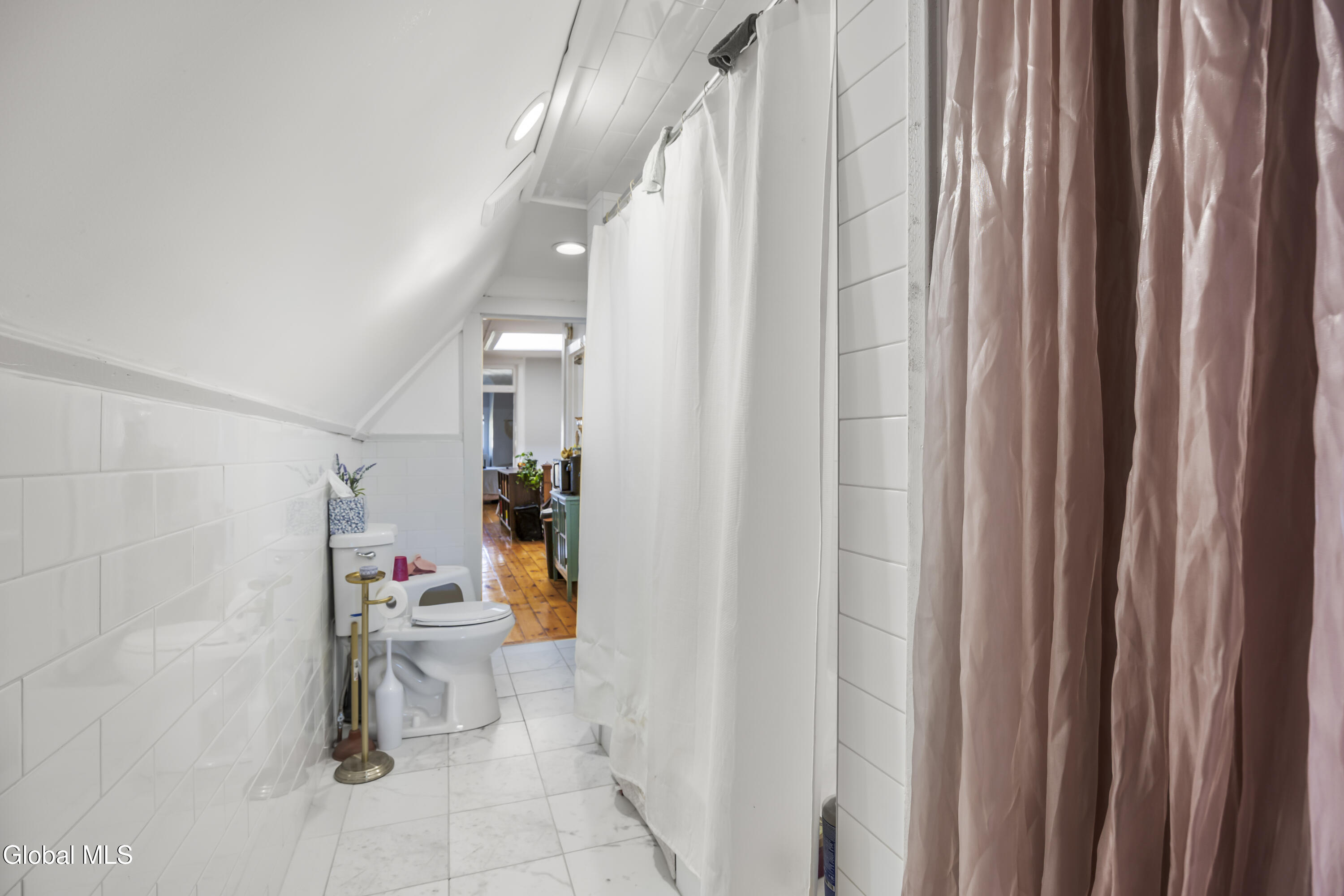 102 S Lake Avenue Albany NY 12208