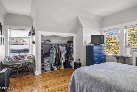 102 S Lake Avenue Albany NY 12208