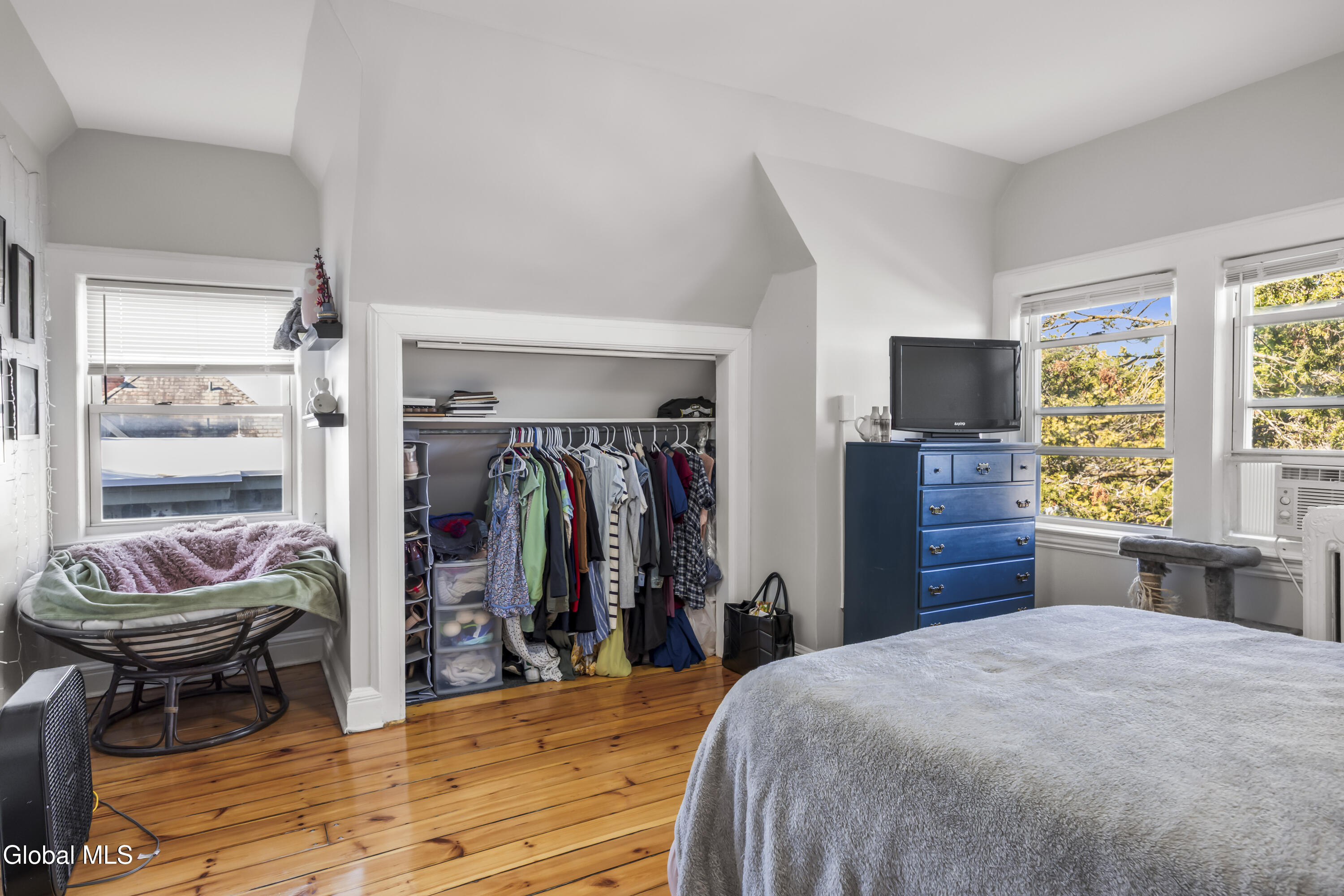 102 S Lake Avenue Albany NY 12208