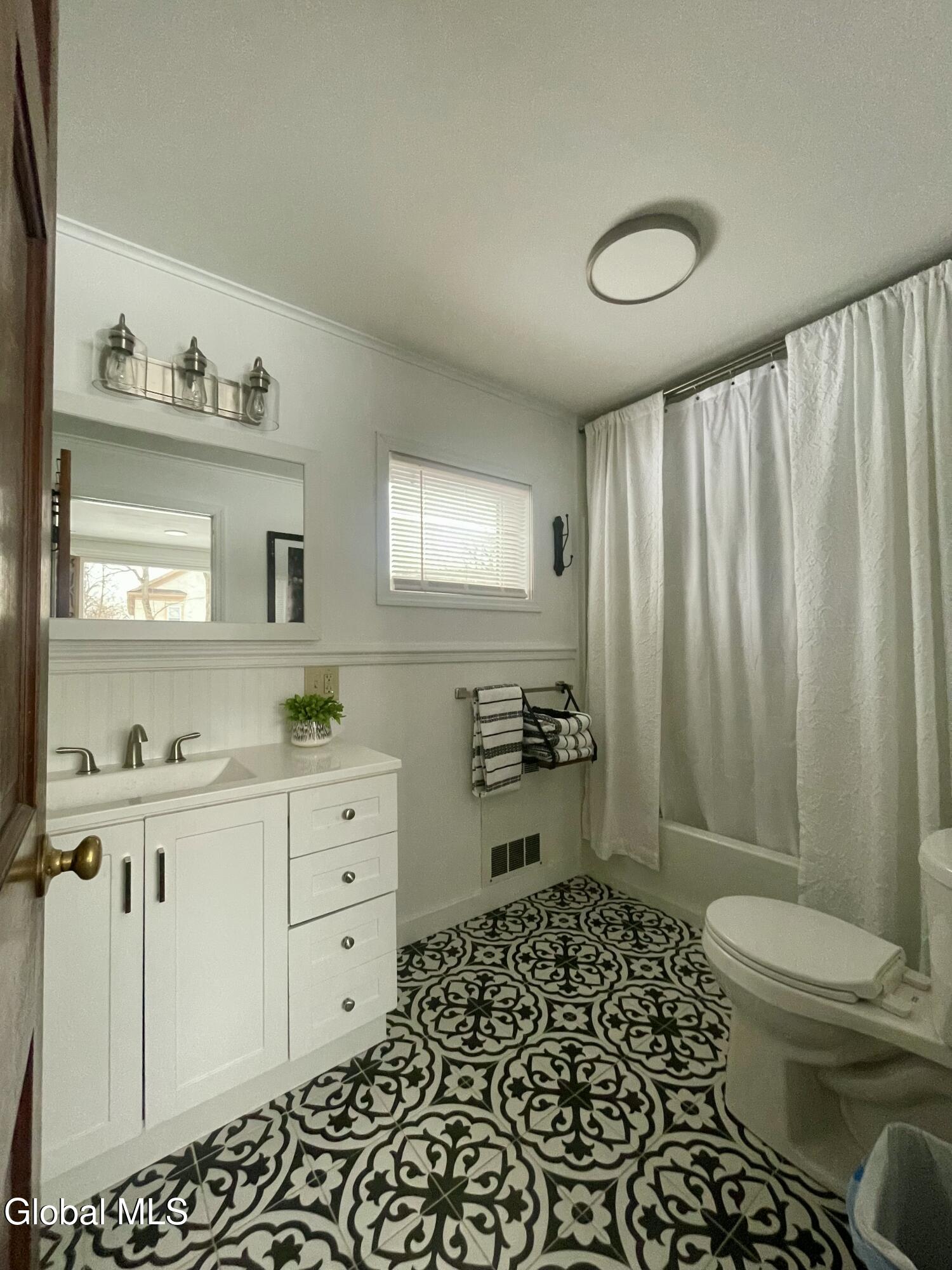 163 Broadway Whitehall NY 12887