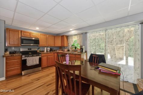 106 Dunsbach Road Halfmoon NY 12065