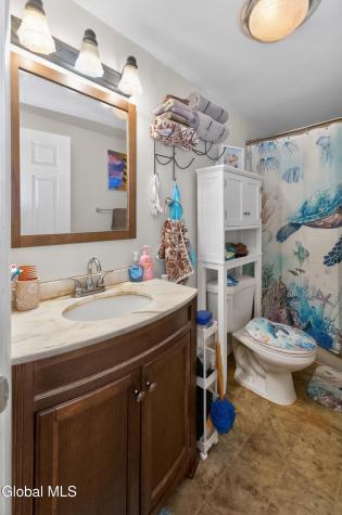 106 Dunsbach Road Halfmoon NY 12065