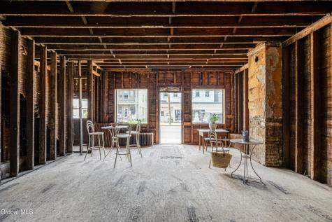 744 Warren Street Hudson NY 12534