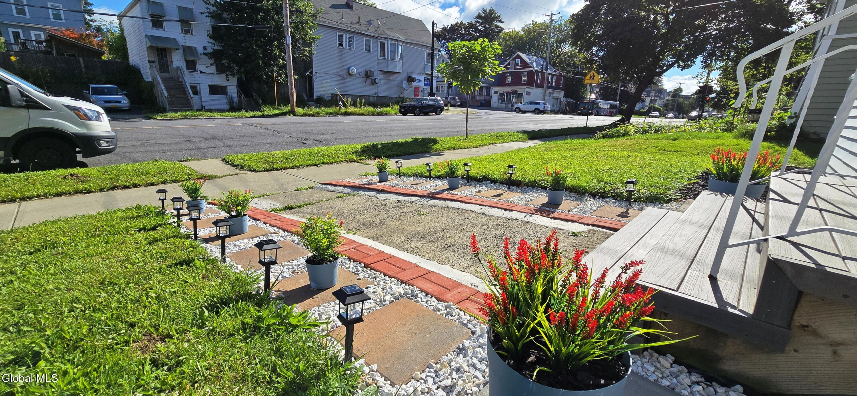 860 Washington Avenue Albany NY 12203