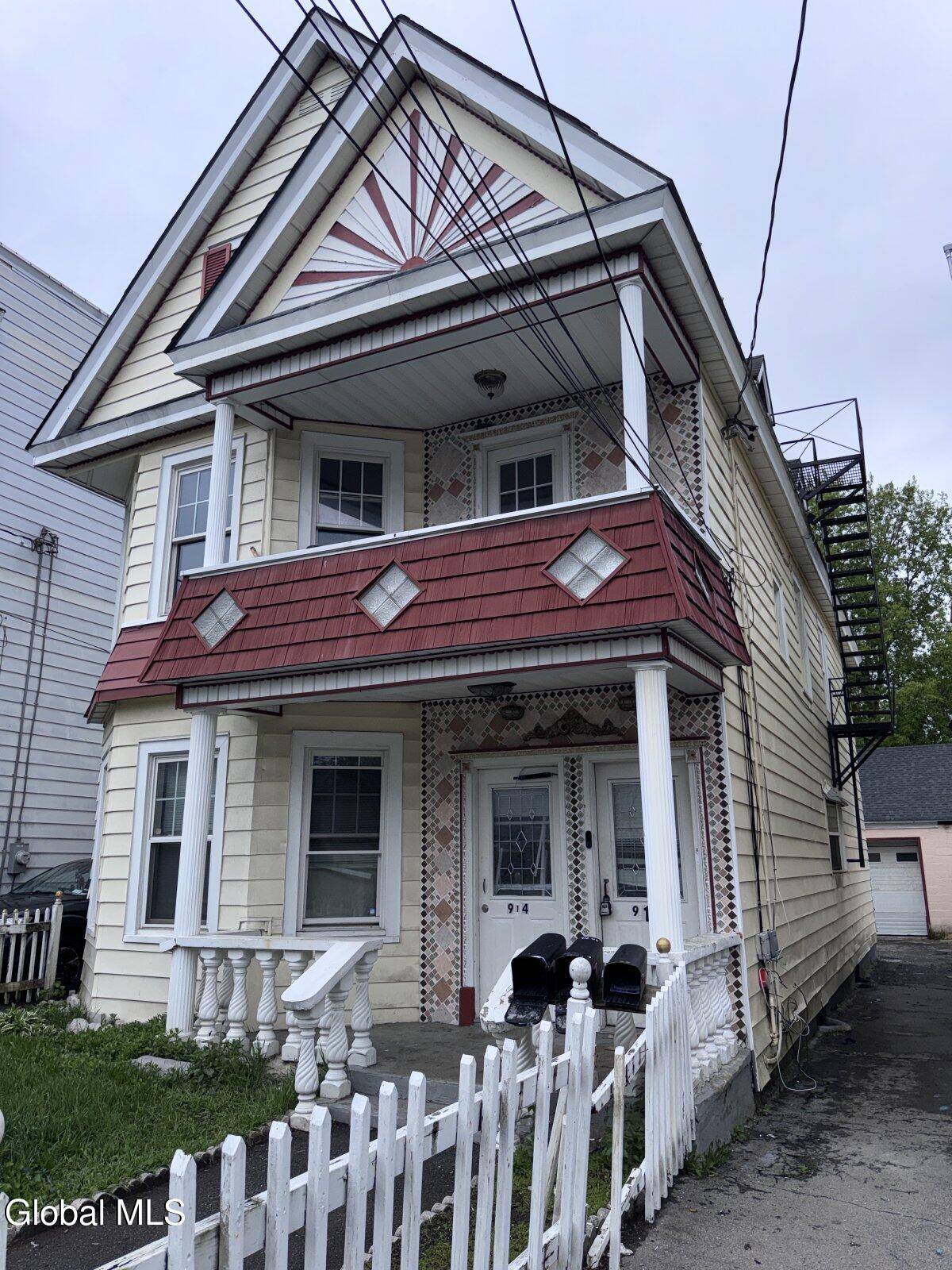912 Cutler Street Schenectady NY 12303