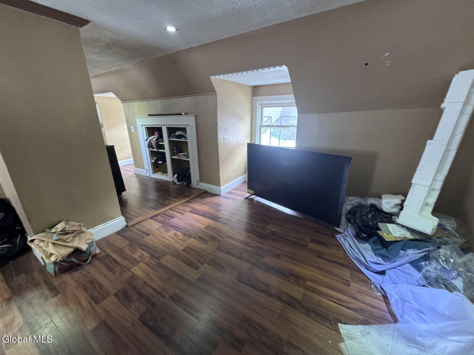 912 Cutler Street Schenectady NY 12303