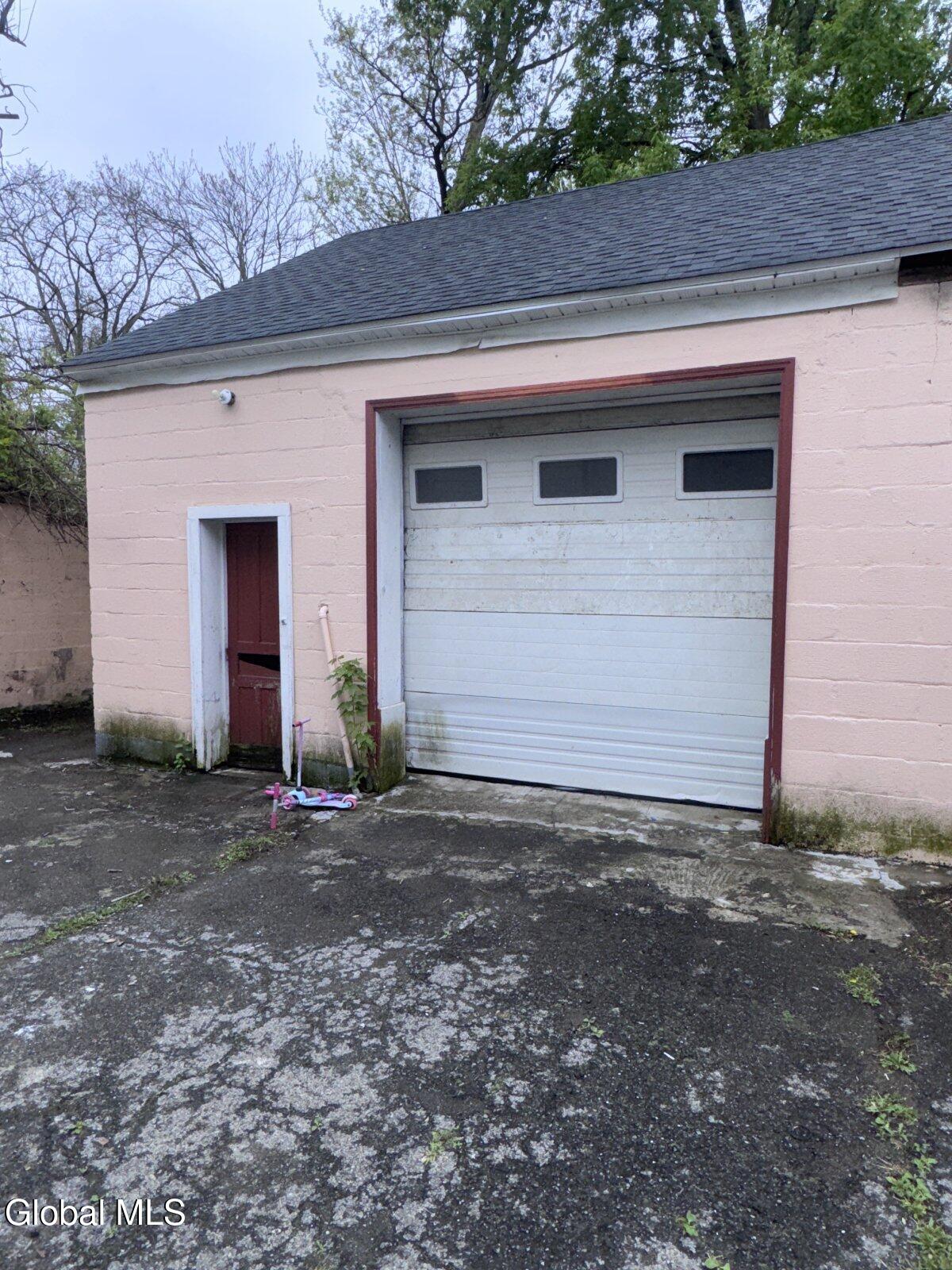 912 Cutler Street Schenectady NY 12303
