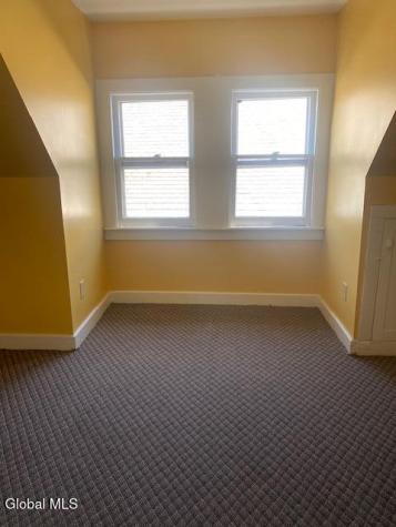 1209 3rd Avenue Schenectady NY 12303