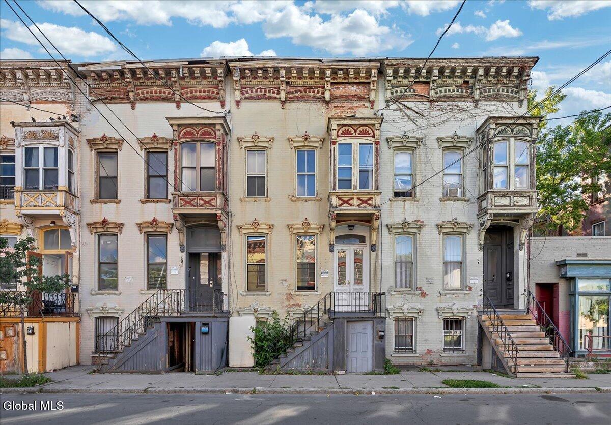 99 Lark Street Albany NY 12210