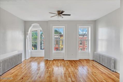 99 Lark Street Albany NY 12210