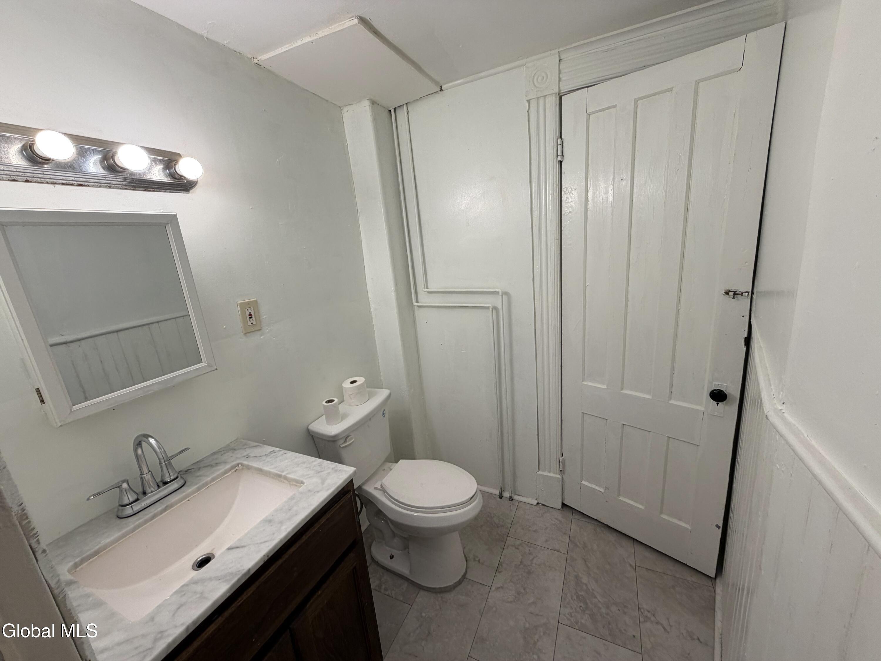 7 Division Street Gloversville NY 12078