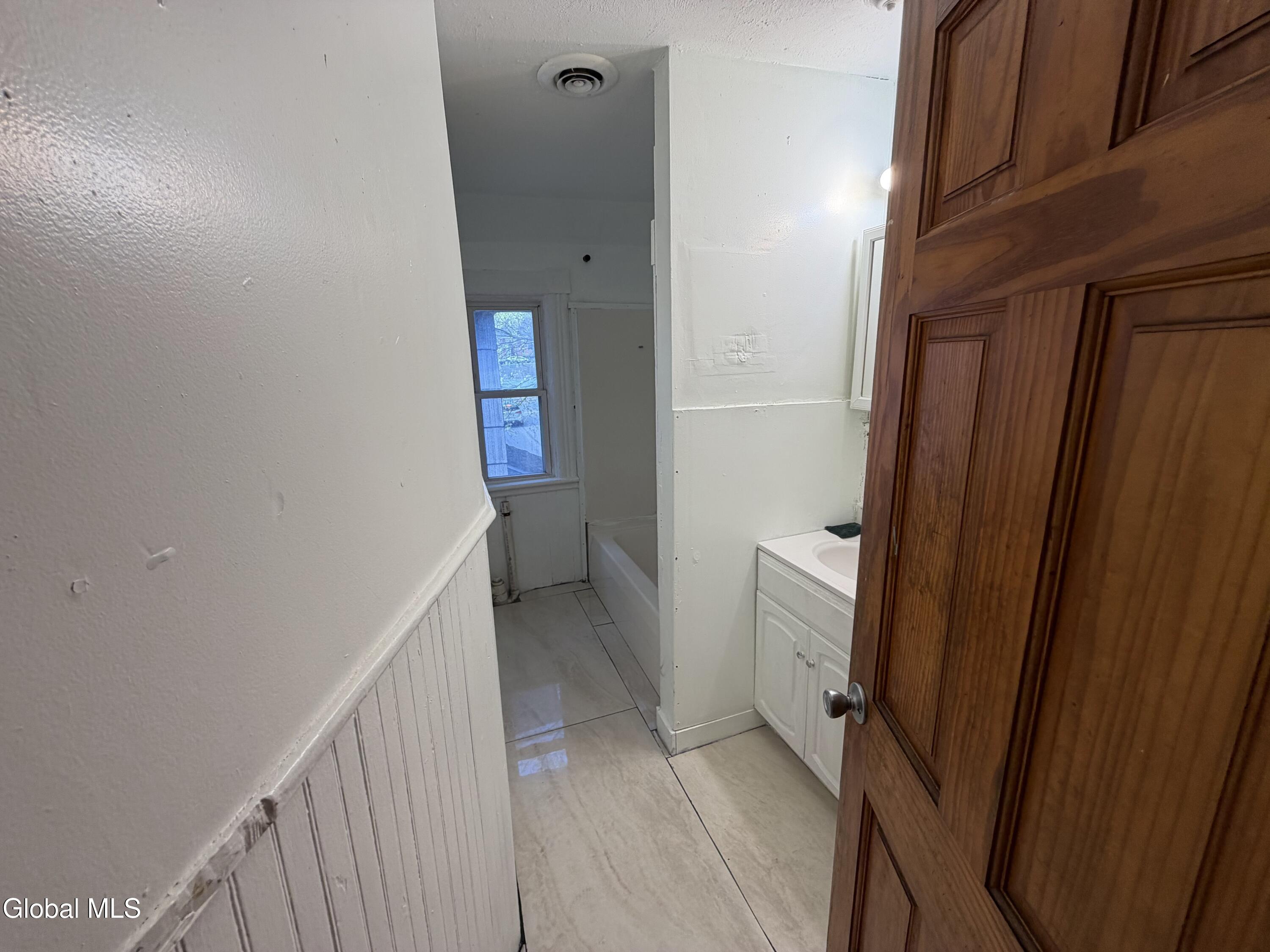 7 Division Street Gloversville NY 12078