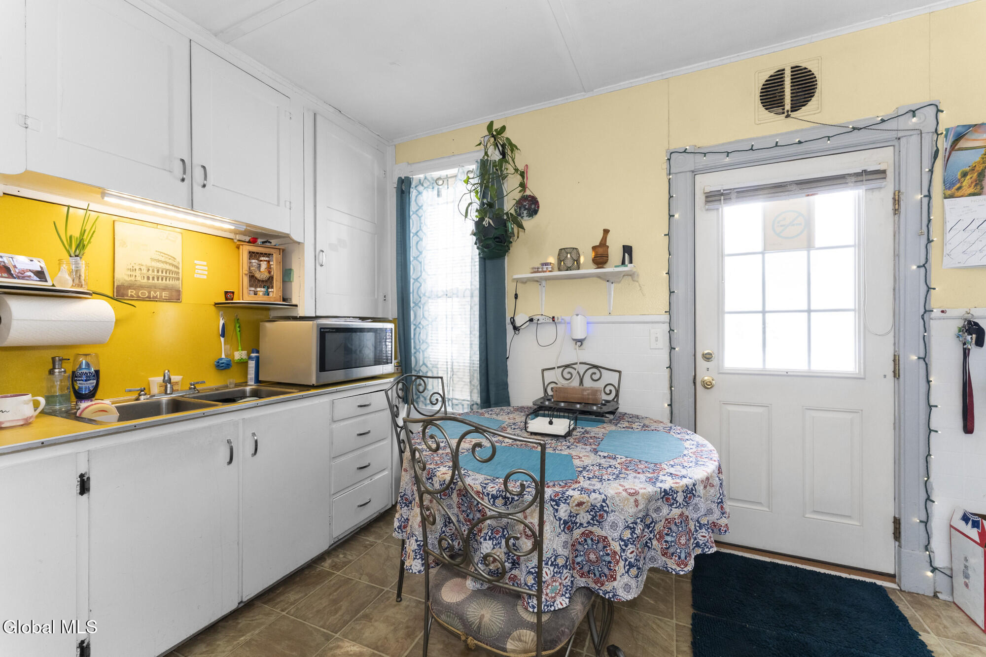 50 6th Avenue Gloversville NY 12078