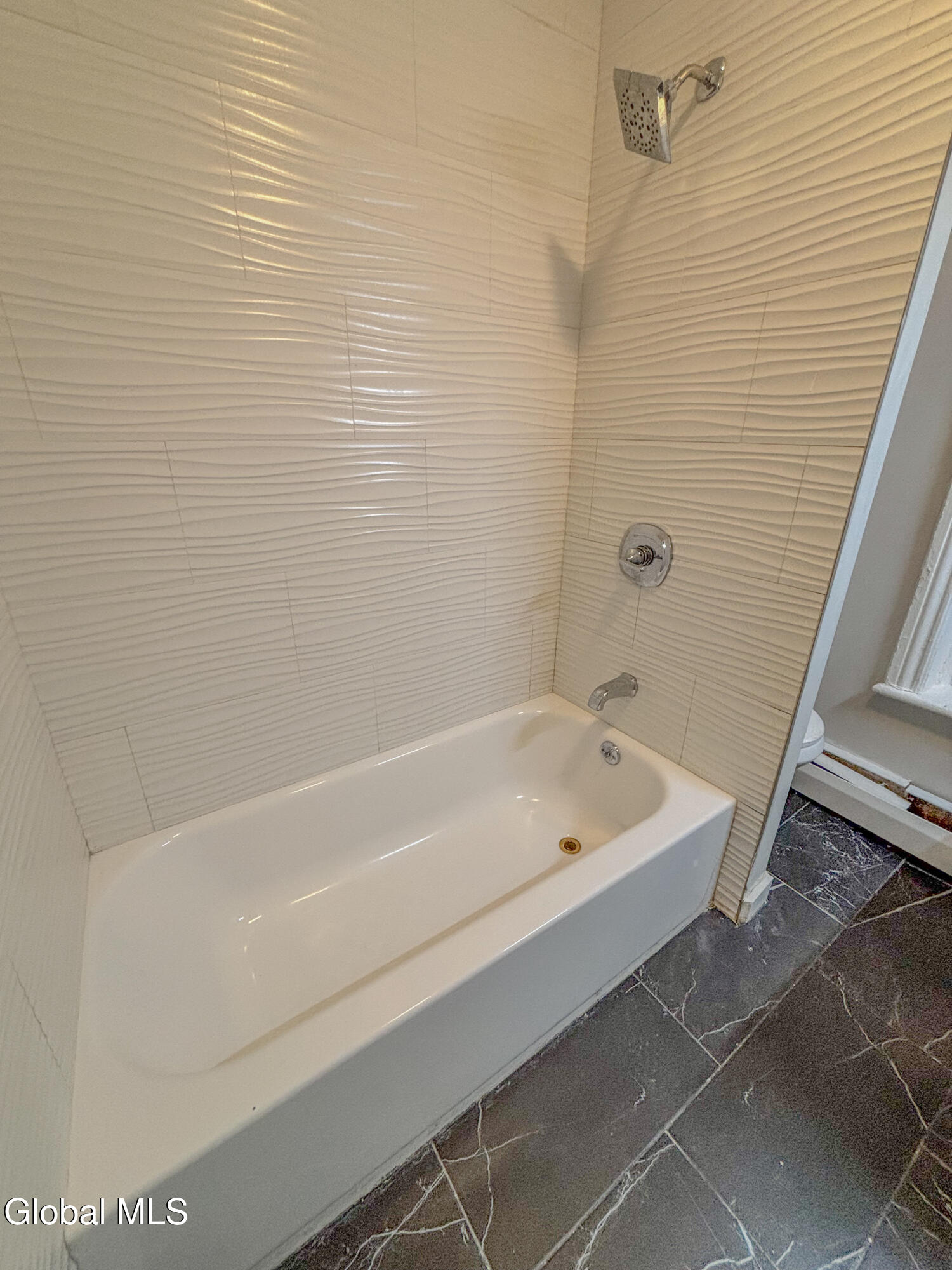 2425 5th Avenue Troy NY 12180