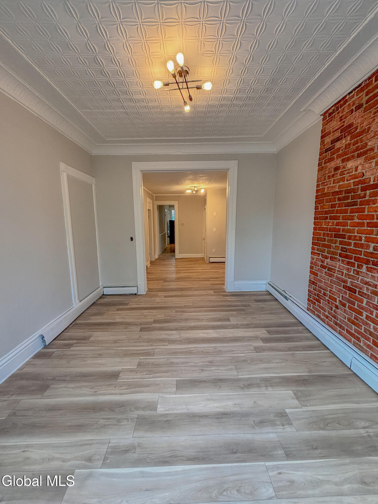 2425 5th Avenue Troy NY 12180