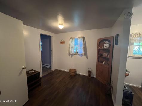 326 Middle Road Crown Point NY 12928