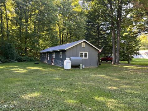 326 Middle Road Crown Point NY 12928