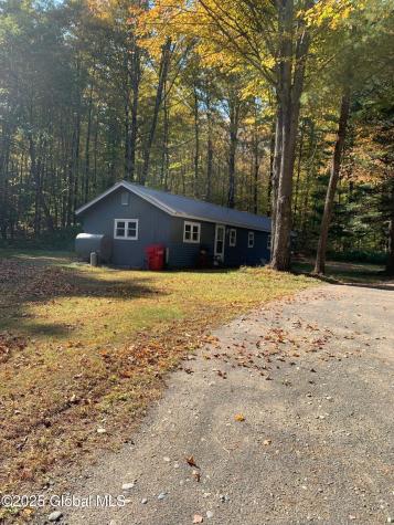 326 Middle Road Crown Point NY 12928